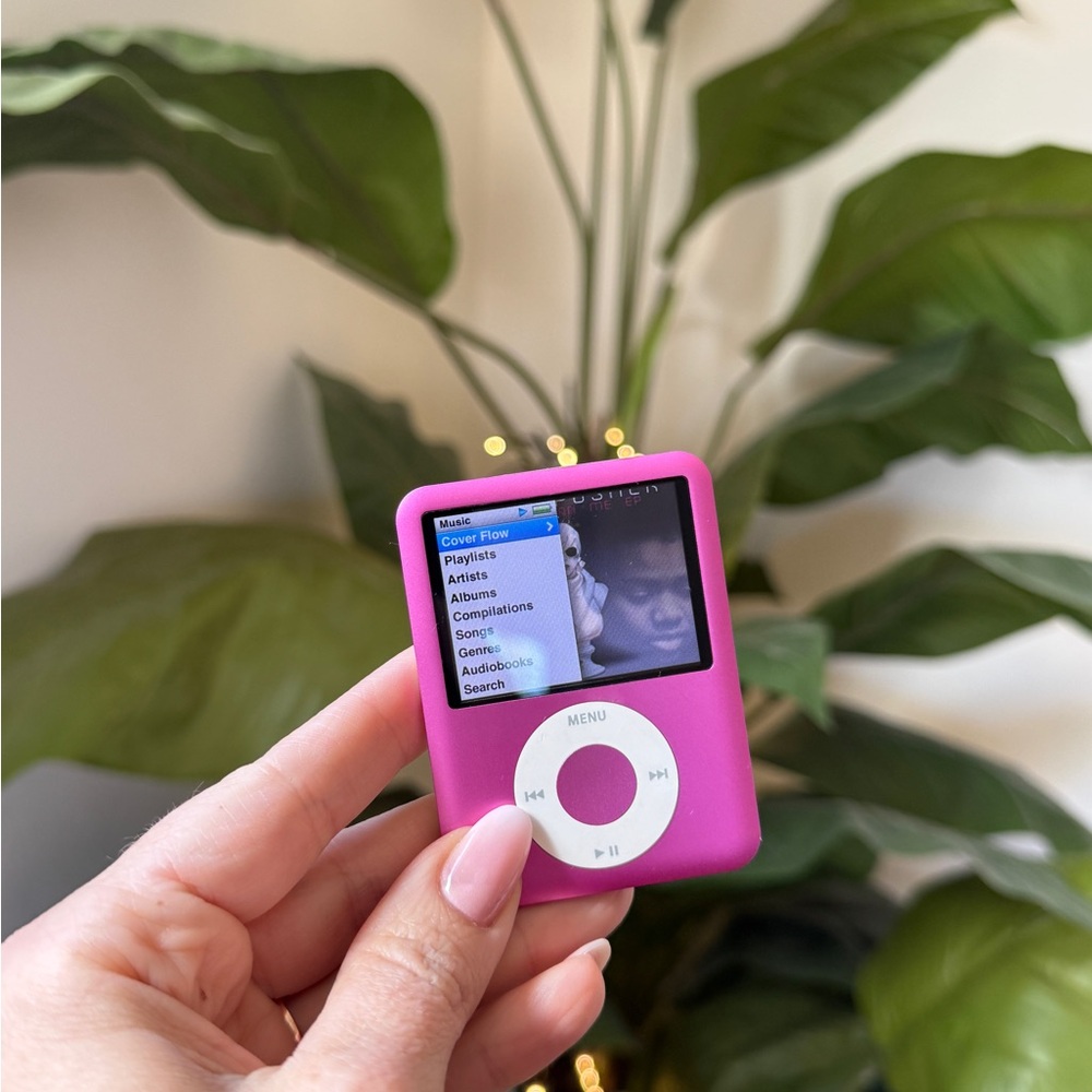 Apple Pink iPod Nano Portable Music Player